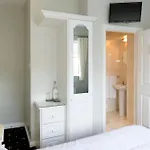 Almara 3* Dublin